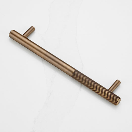 Antique Brass Linear Cabinet Handle with Tip in Antique