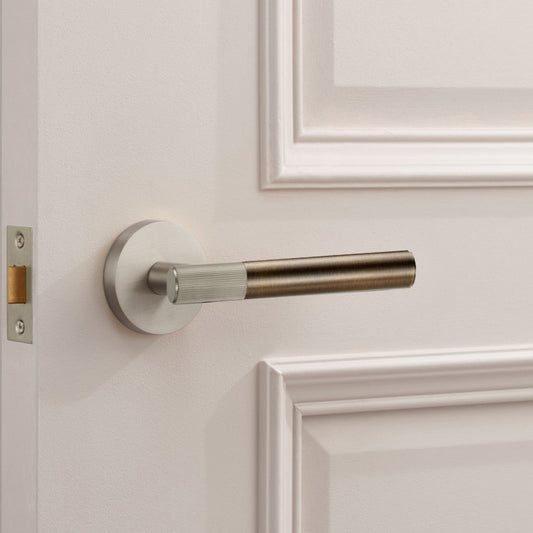 Silver Linear Lever Handle with Tip in Antique