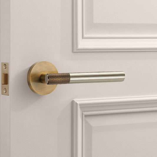 Antique Linear Lever Handle with Tip in Silver