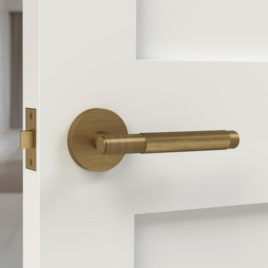 Brass Knurled Lever Door Handle in Antique