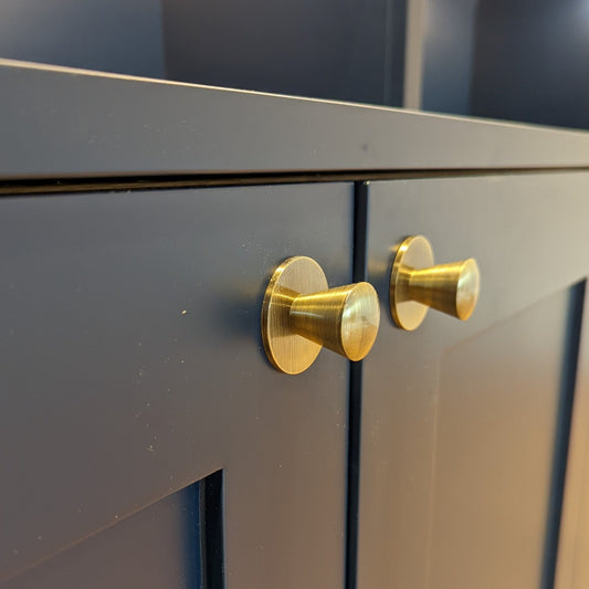 Brass Cone With Backplate Door Knobs in Antique