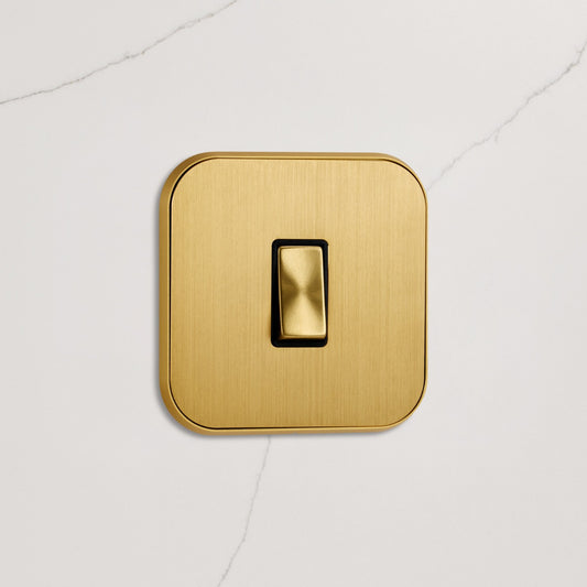 1G Rocker Light Switch (20A) in Gold