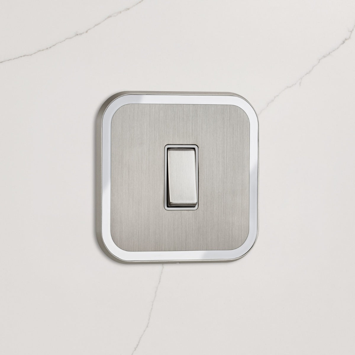 1G Rocker Light Switch (20A) in Silver & White Gloss
