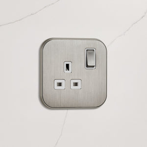 1G UK Plug Socket (13A) in Silver