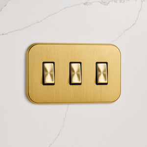 3G Rocker Light Switch (20A) in Gold