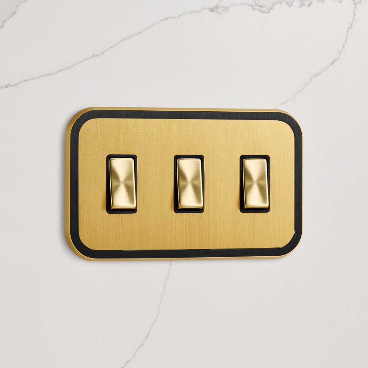 3G Rocker Light Switch (20A) in Gold & Black