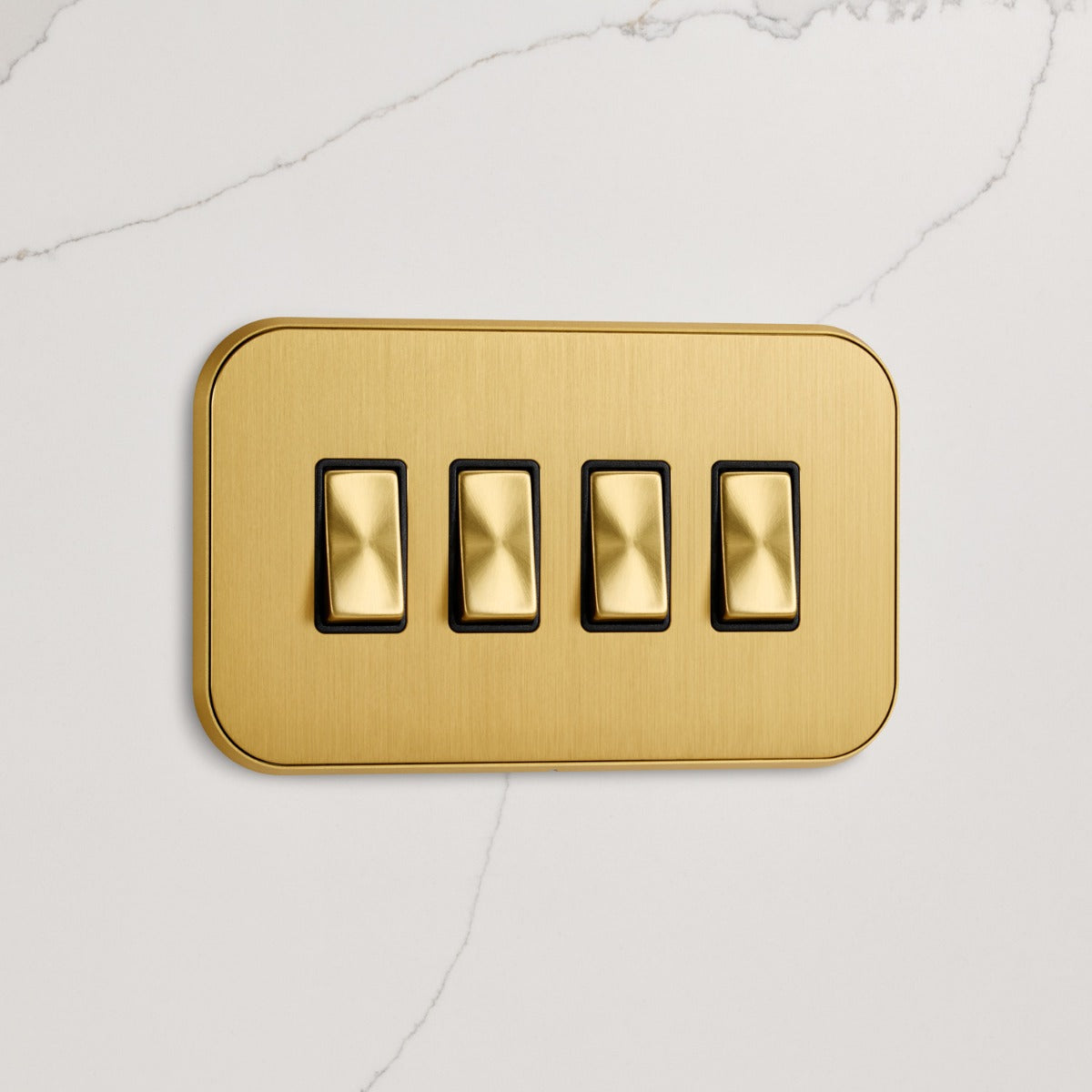 4G Rocker Light Switch (20A) in Gold