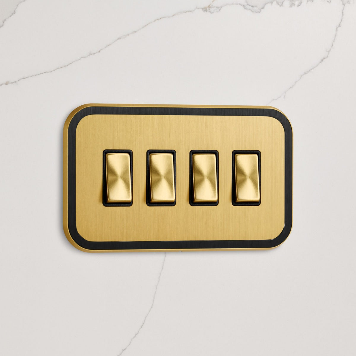 4G Rocker Light Switch (20A) in Gold & Black