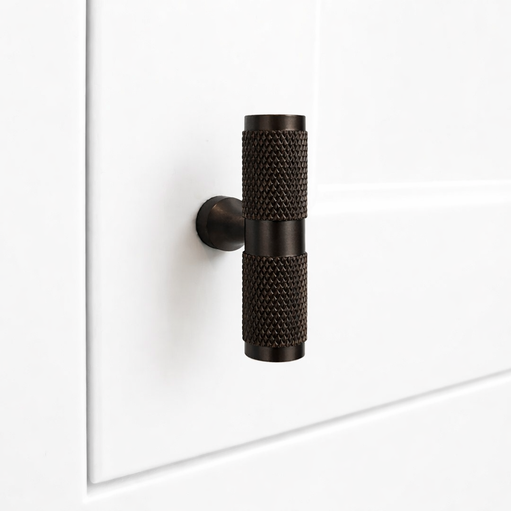 Brass Knurled T Bars in Bronze