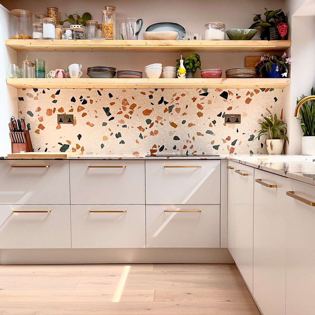 Brass Curved Cabinet Handles in Gold