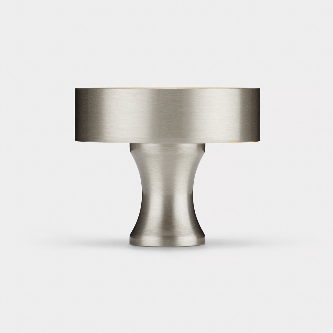 Silver & Wood Round Door Knobs in Oak