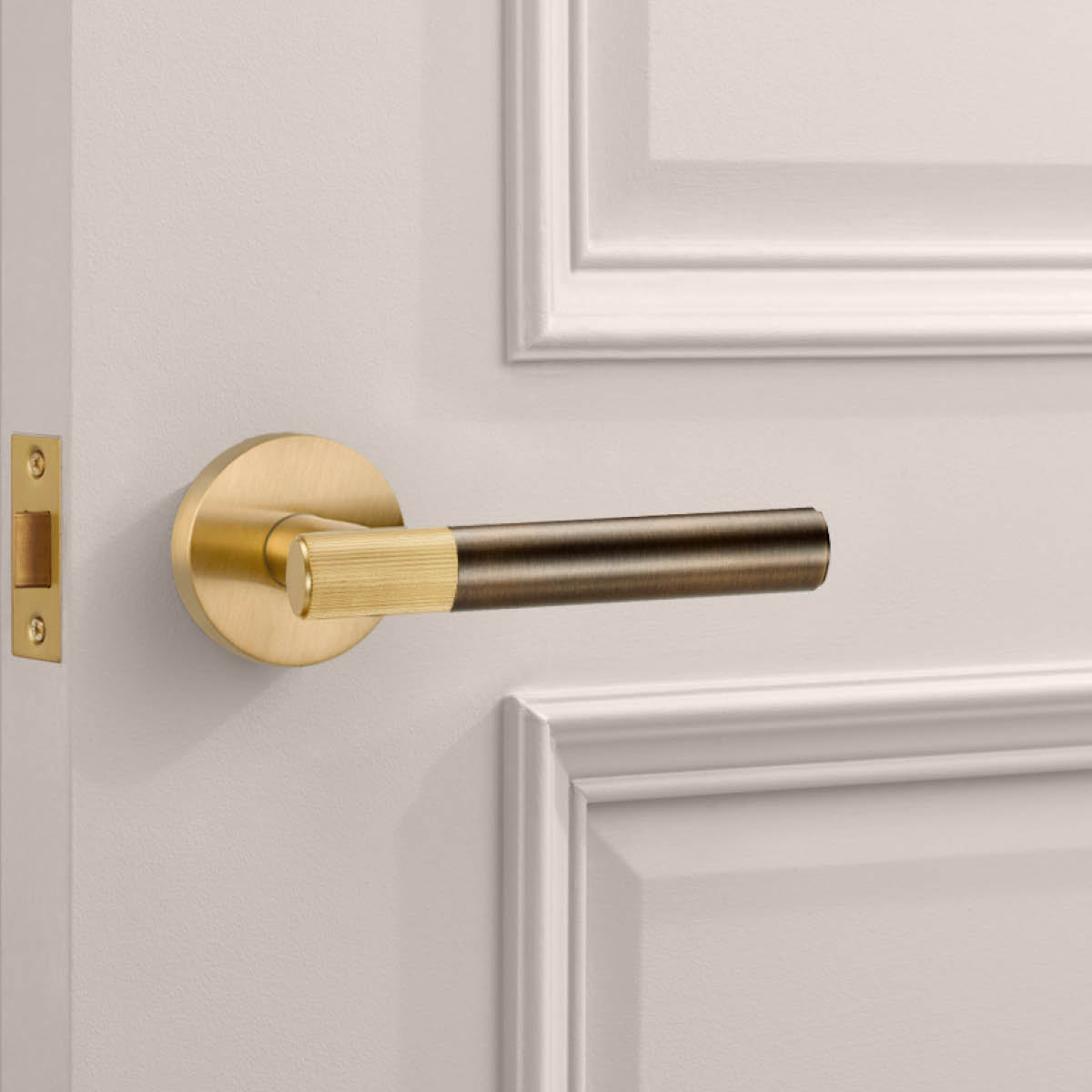 Gold Linear Lever Handle with Tip in Antique