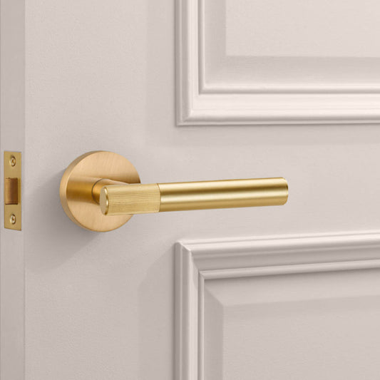 Gold Linear Lever Handle with Tip in Gold