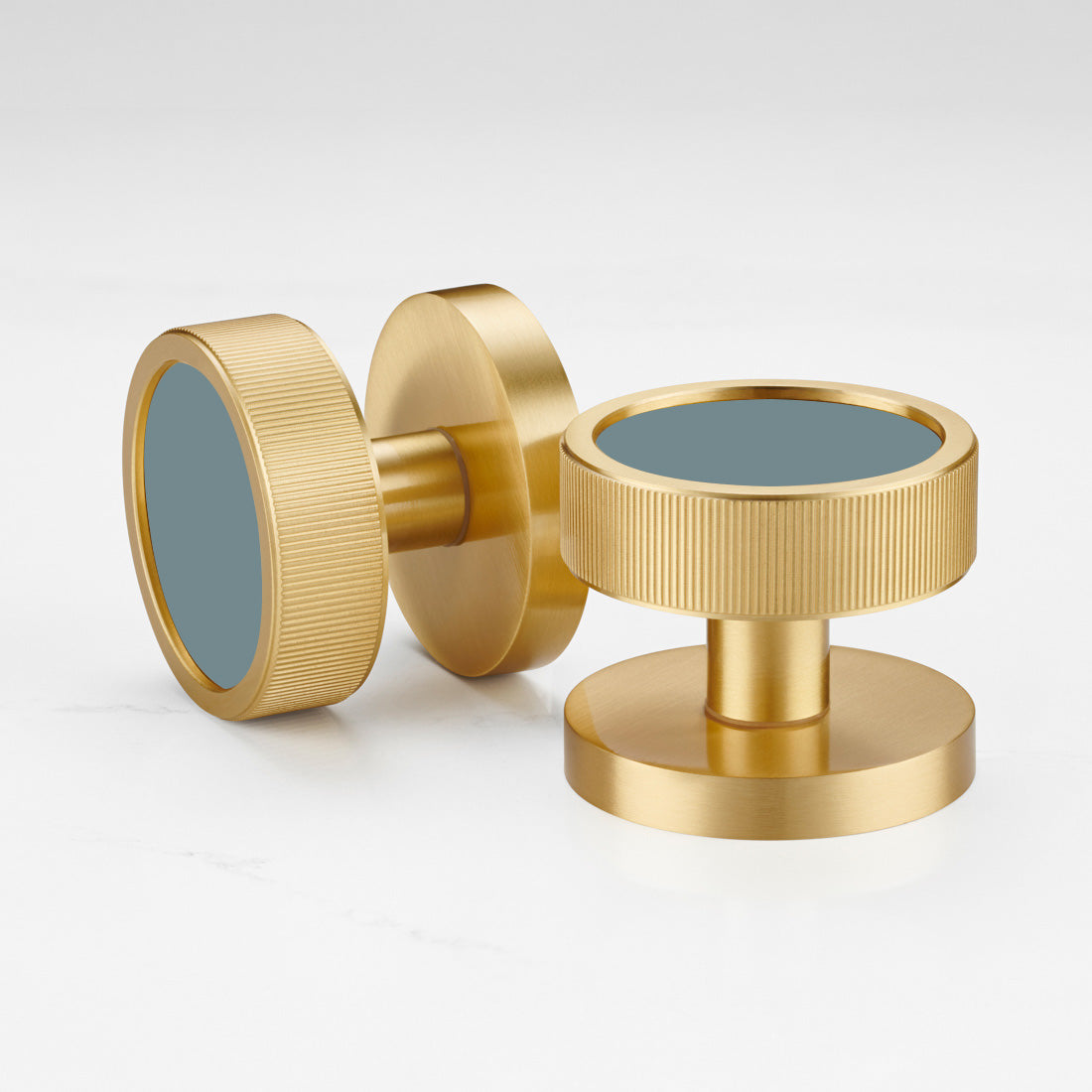 56233228992843_55923997409611