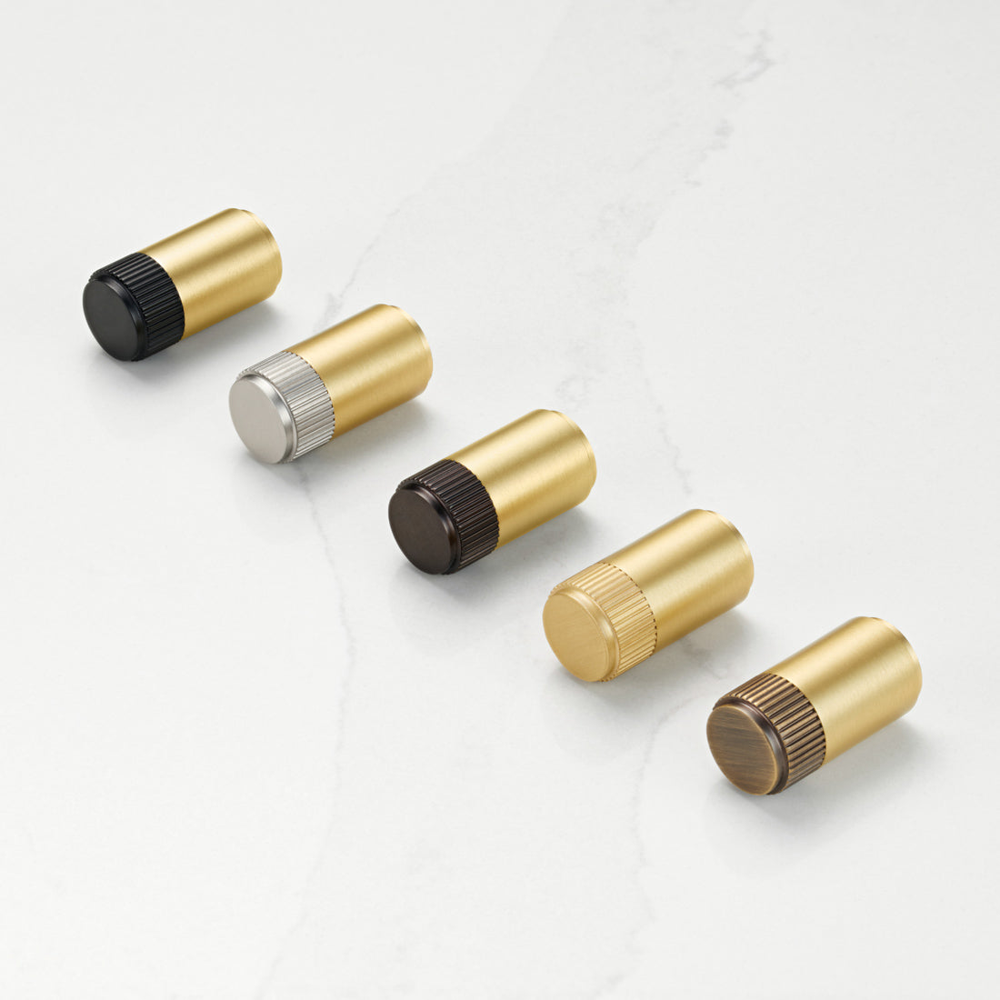 Brass Linear Cylinder Pulls in Gold