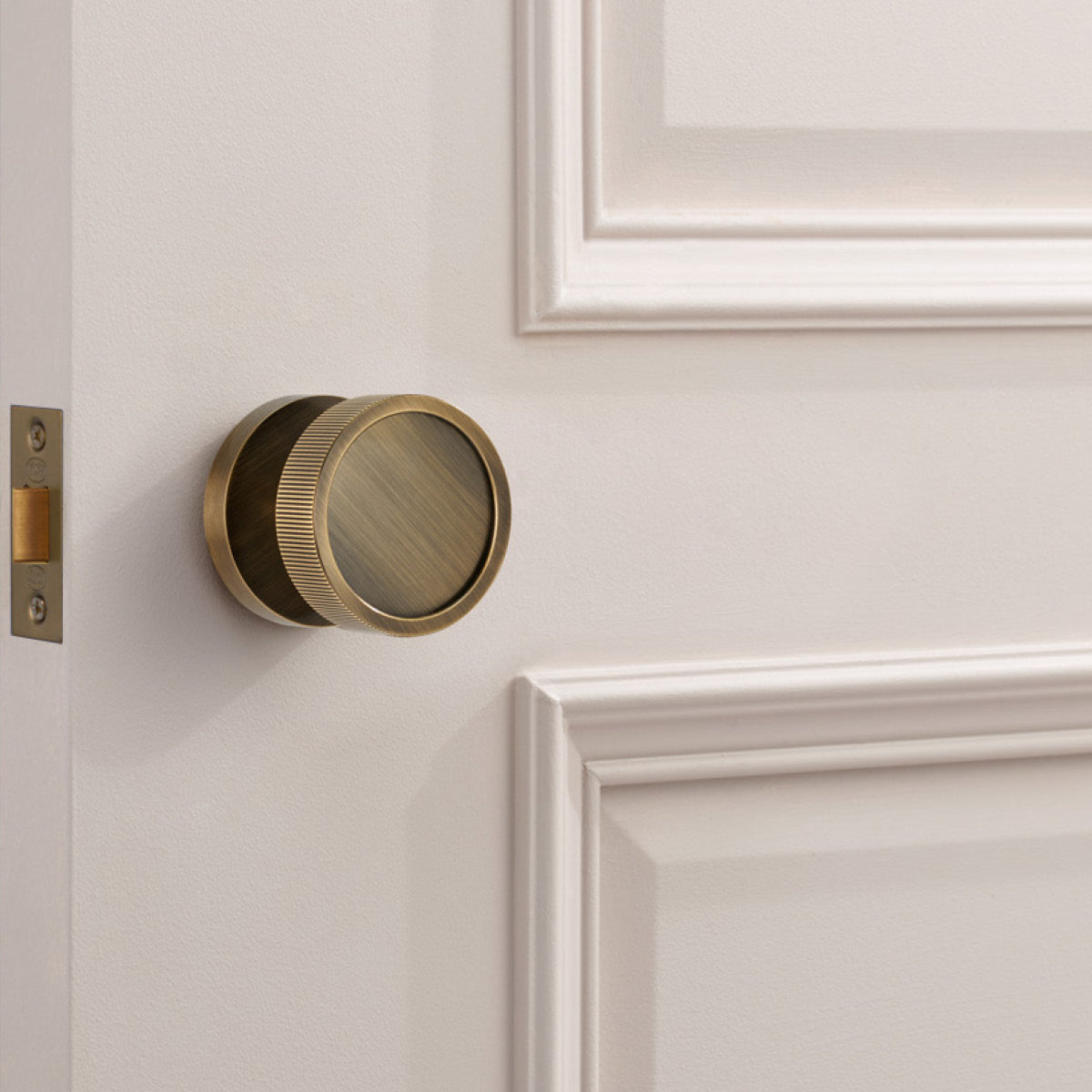 Brass Mortice Door Knobs in Antique