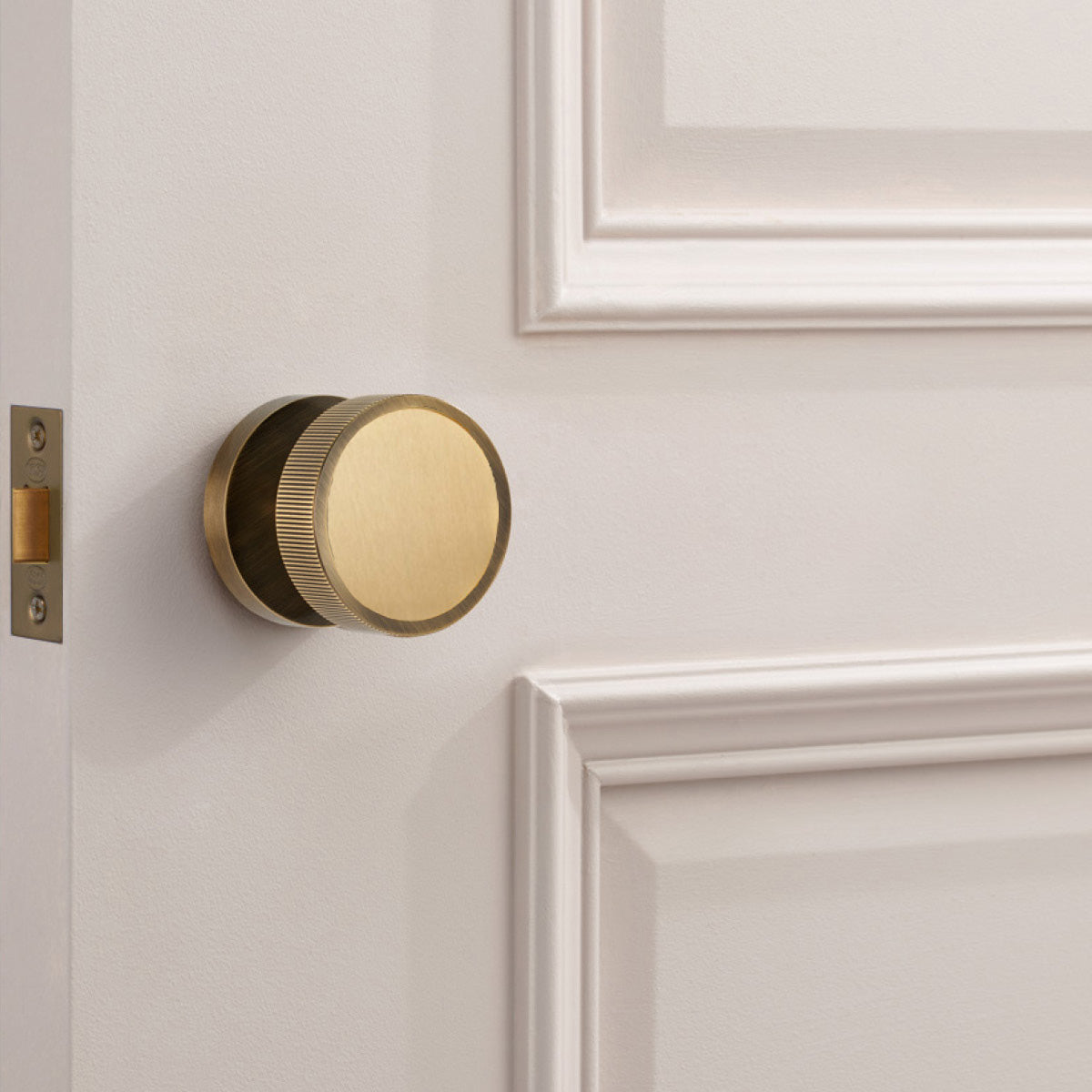 Brass Mortice Door Knobs in Antique
