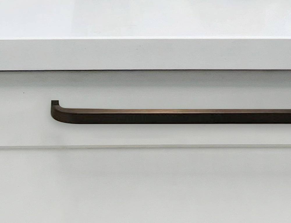 Pushka curve drawer handle