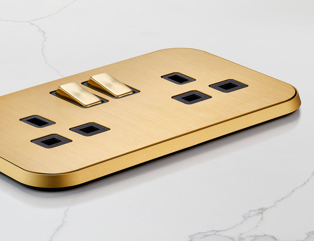 gold sockets