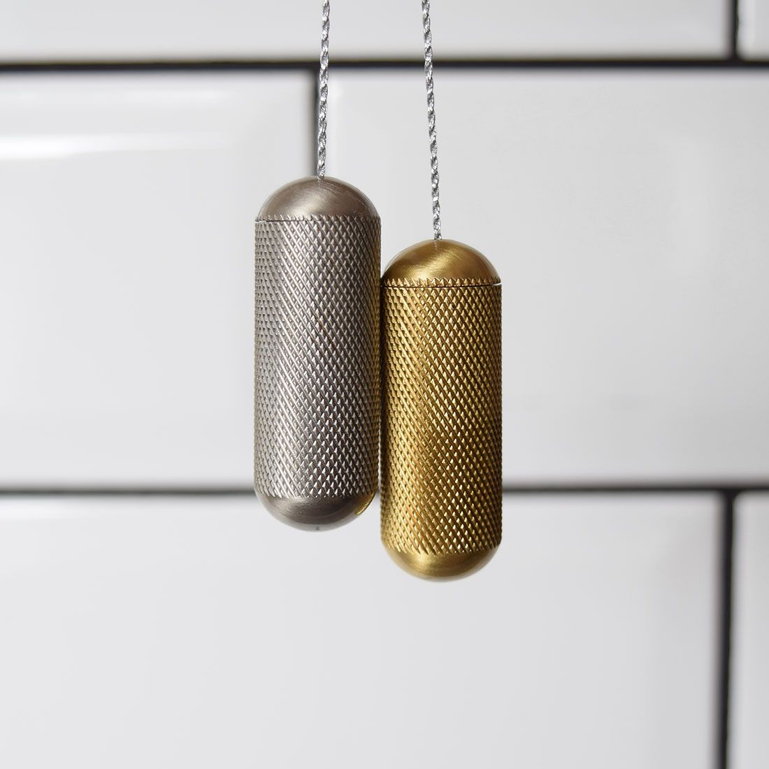 Brass Knurled Cylinder Pull Cord Light Switch in Gold