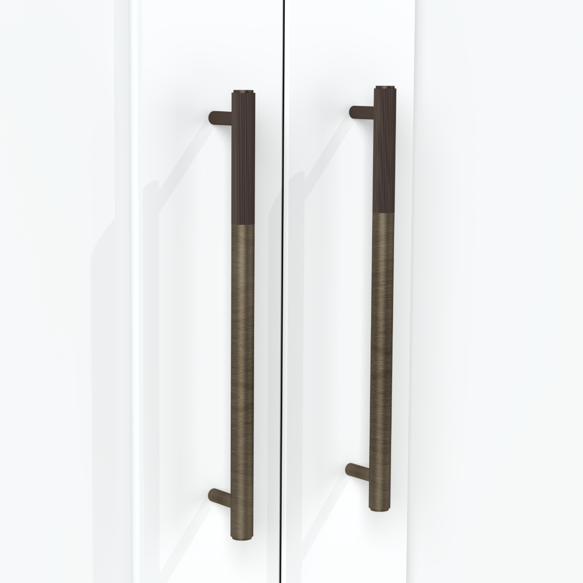 Antique Brass Linear Cabinet Handle with Tip in Bronze