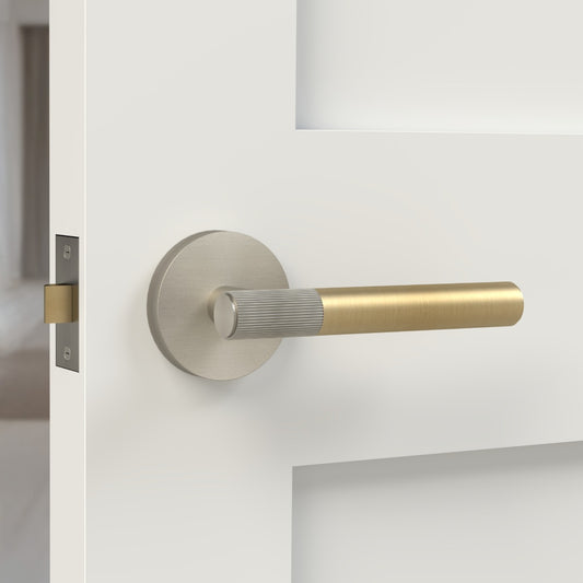 Brass Linear Lever Handle in Gold and Silver