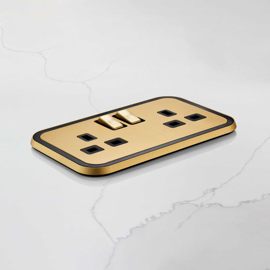 UK Socket (20A) Gold, Black & Silver With Insert