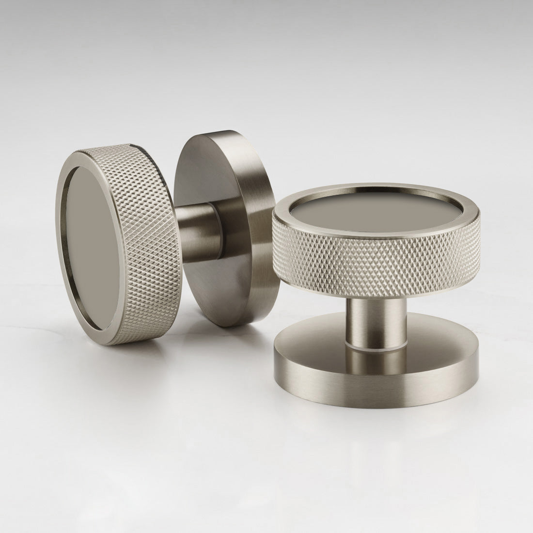 55907145285963_55924023853387