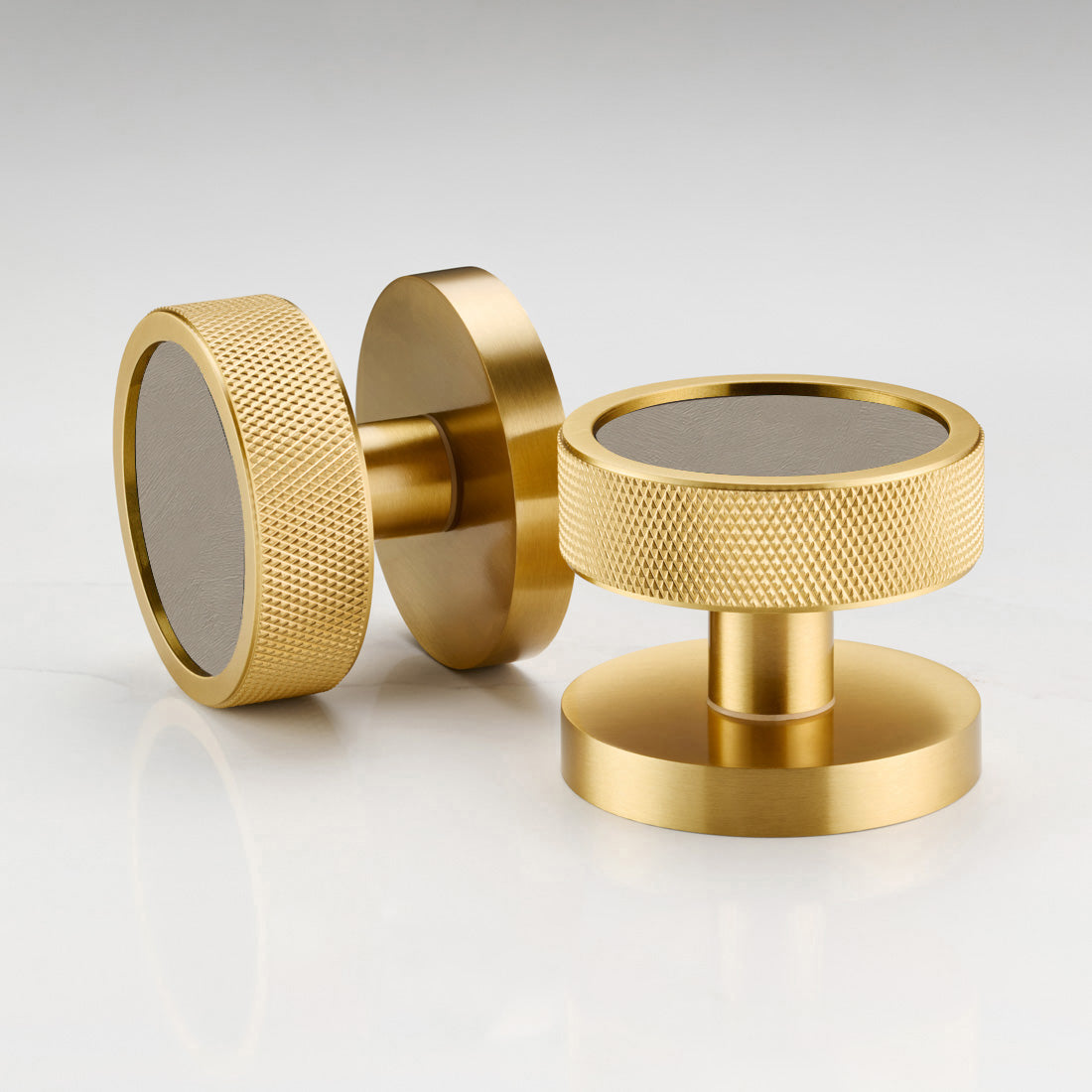 Paintable Mortice Door Knobs in Gold