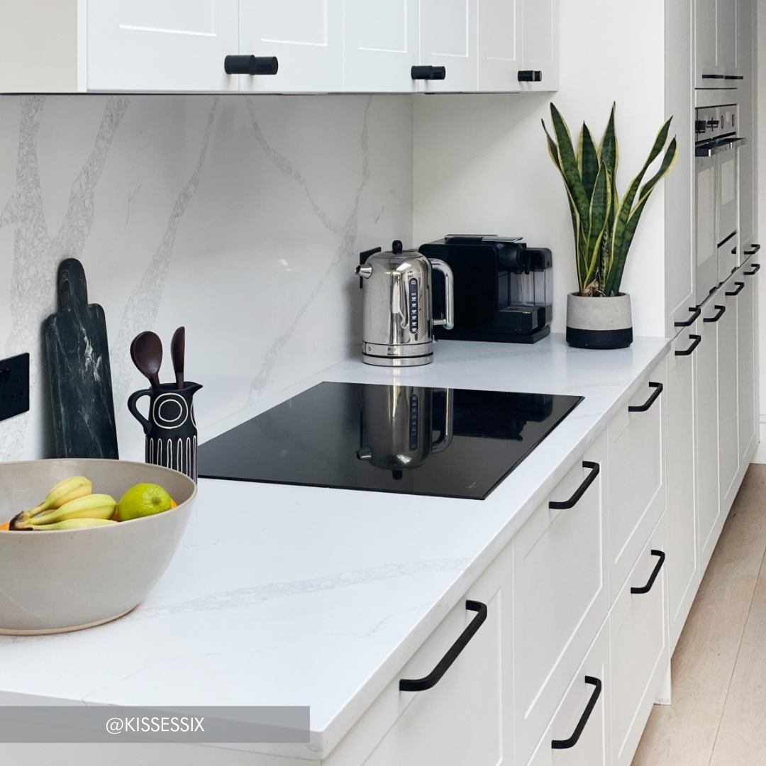 Brass Cylinder Pulls in Black