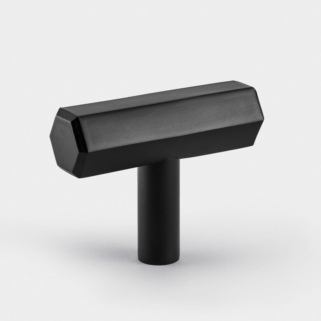 Beehive T Bars in Black