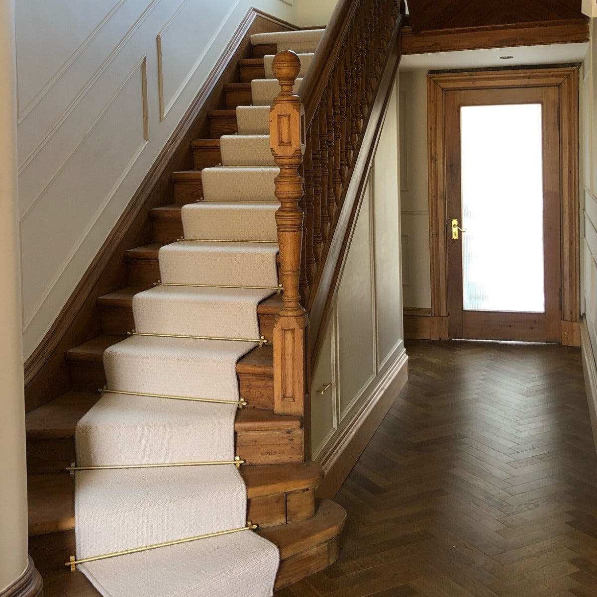 Brass Stair Carpet Runner Rods in Gold